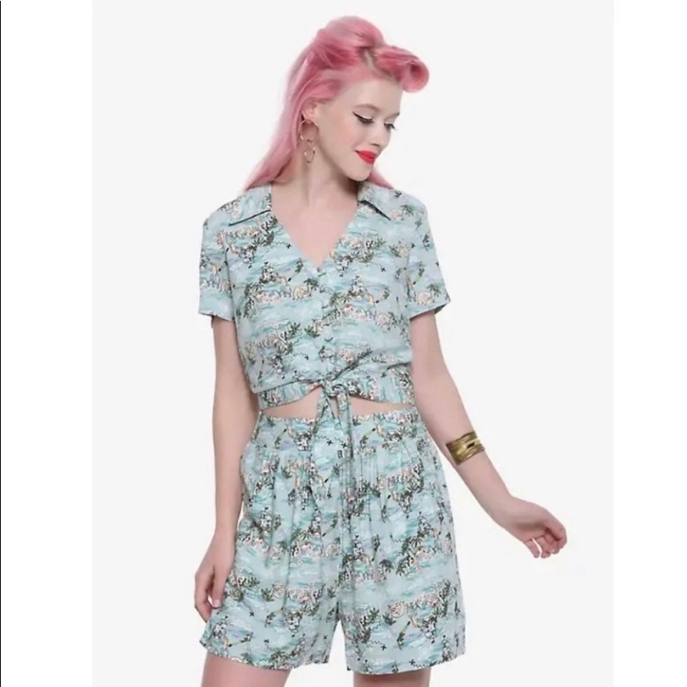 Mermaid Lagoon Peter Pan Hot Topic shorts